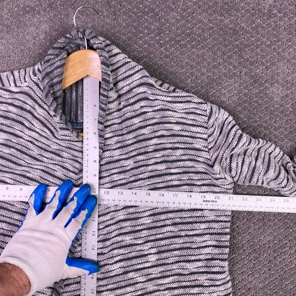 Kuhl Women's Cardigan Sweater Open Front Asymmetrical Gray Striped Marled Medium - Picture 6 of 12